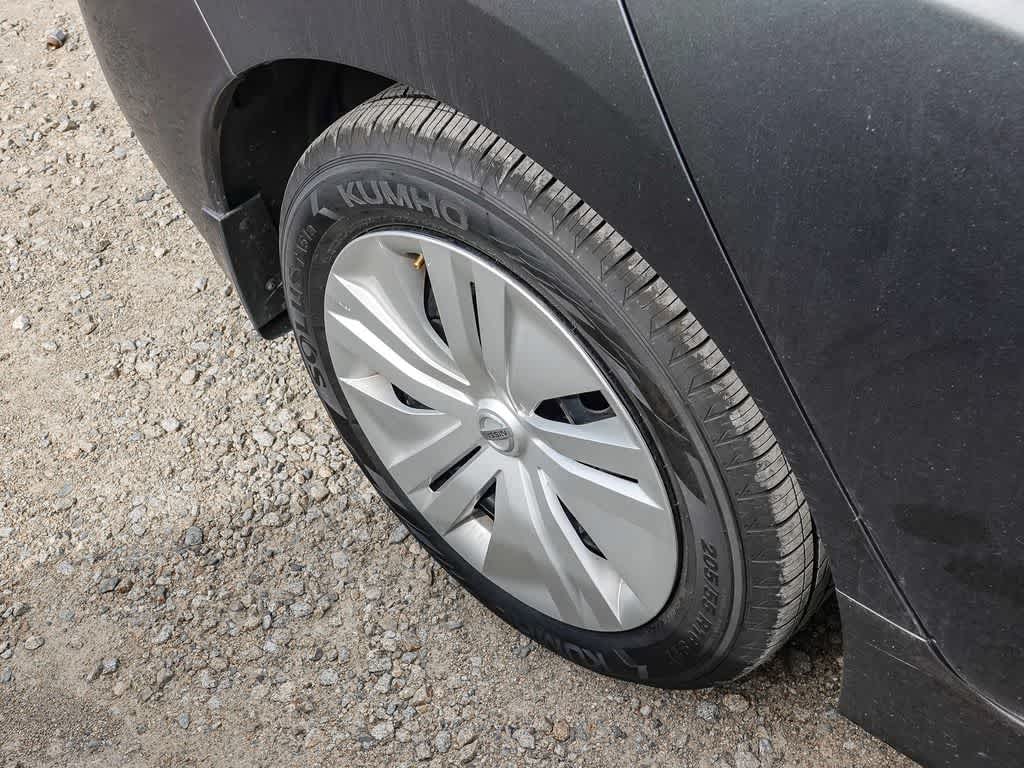 Thumbnail: 2022 Nissan Leaf - 10