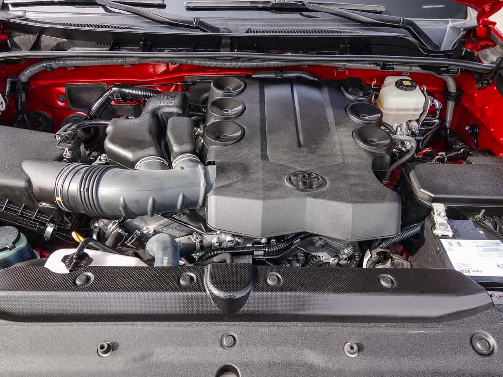 Thumbnail: 2018 Toyota 4Runner - 25