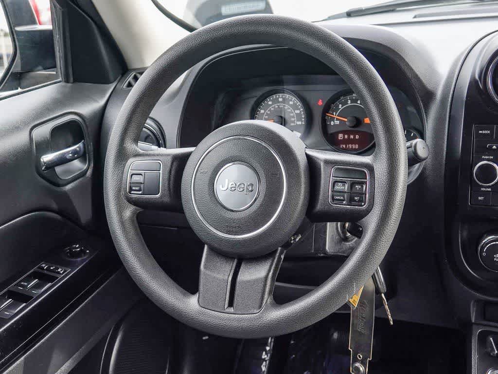 Thumbnail: 2016 Jeep Patriot - 14