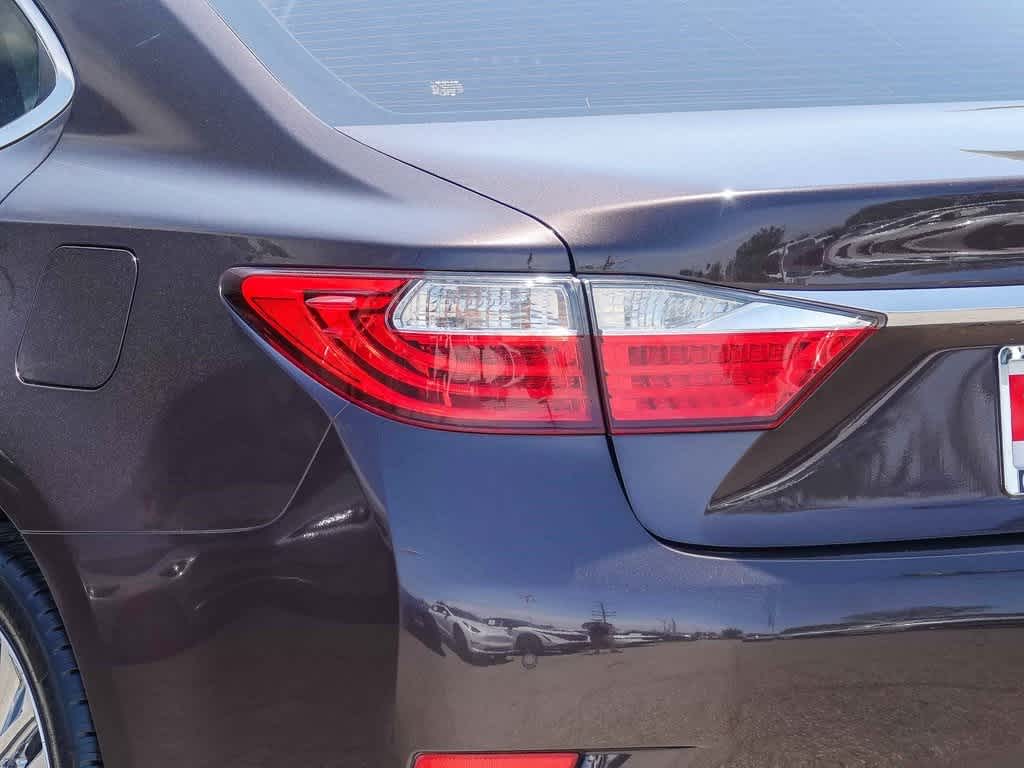 Thumbnail: 2013 Lexus ES - 7
