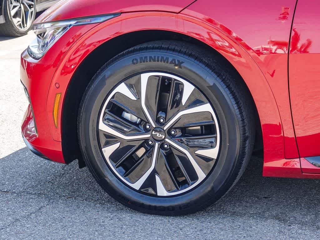 Thumbnail: 2023 Kia EV6 - 9