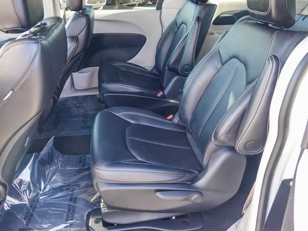 Thumbnail: 2024 Chrysler Pacifica - 17