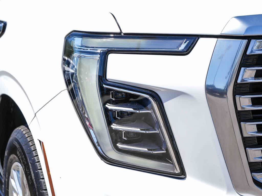 Thumbnail: 2025 GMC Yukon XL - 4