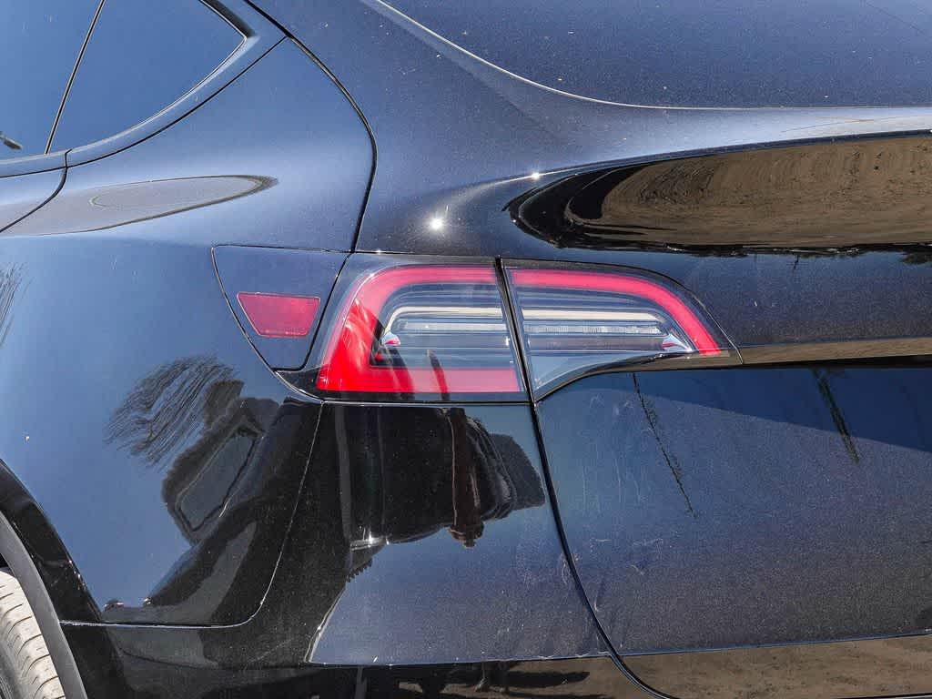 Thumbnail: 2023 Tesla Model Y - 13