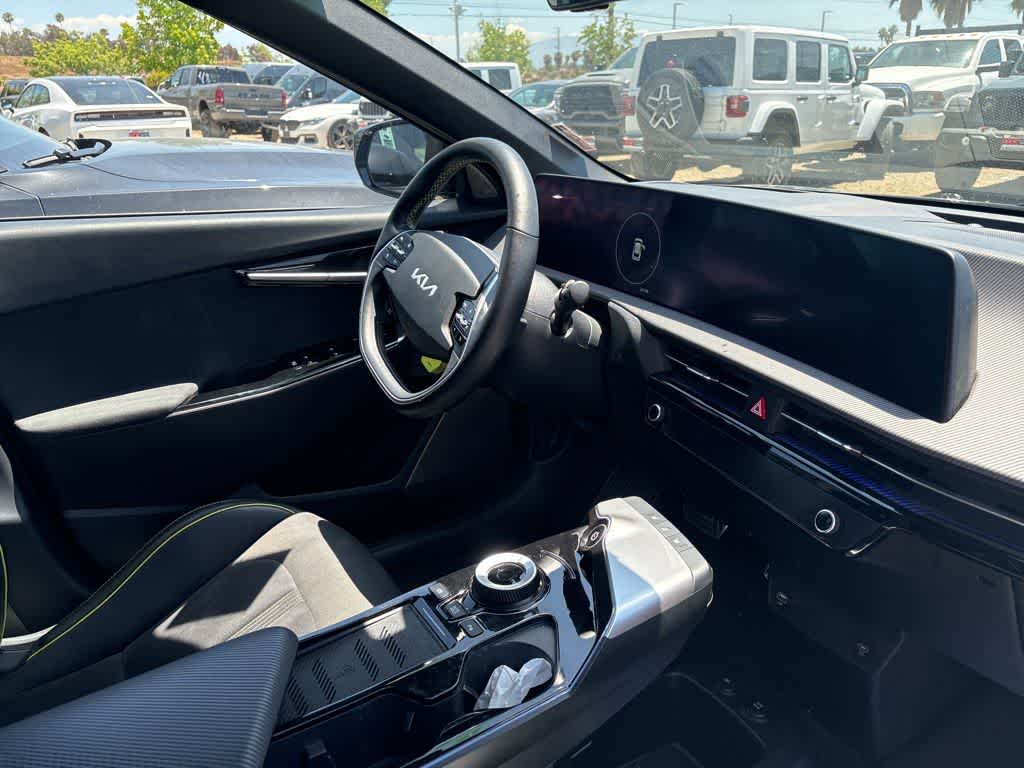 Thumbnail: 2023 Kia EV6 - 7