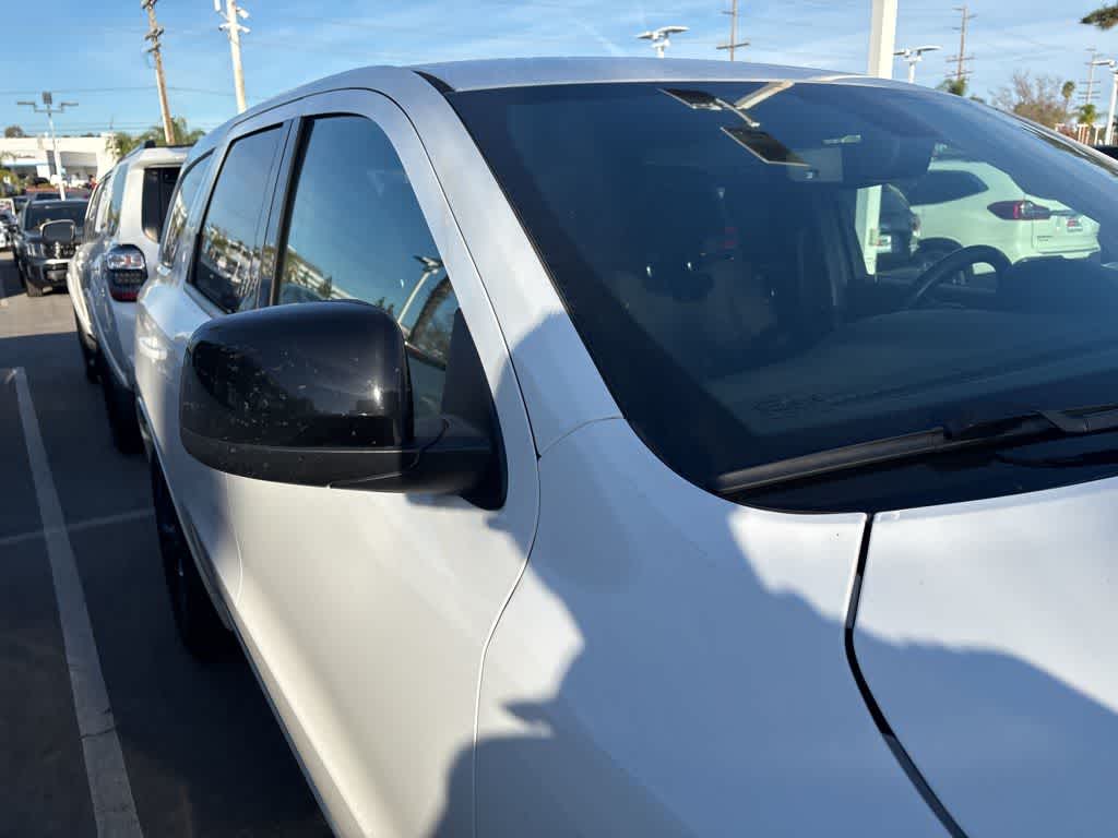 Thumbnail: 2019 Dodge Durango - 5