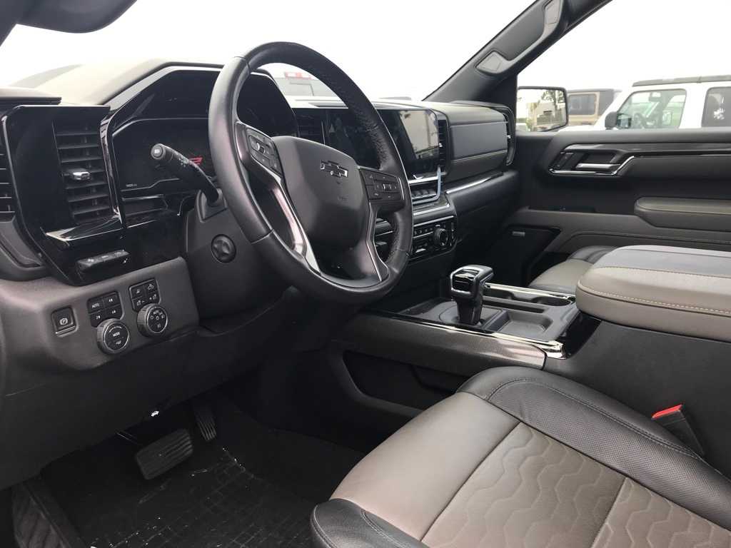 2023 Chevrolet Silverado 1500 ZR2 14