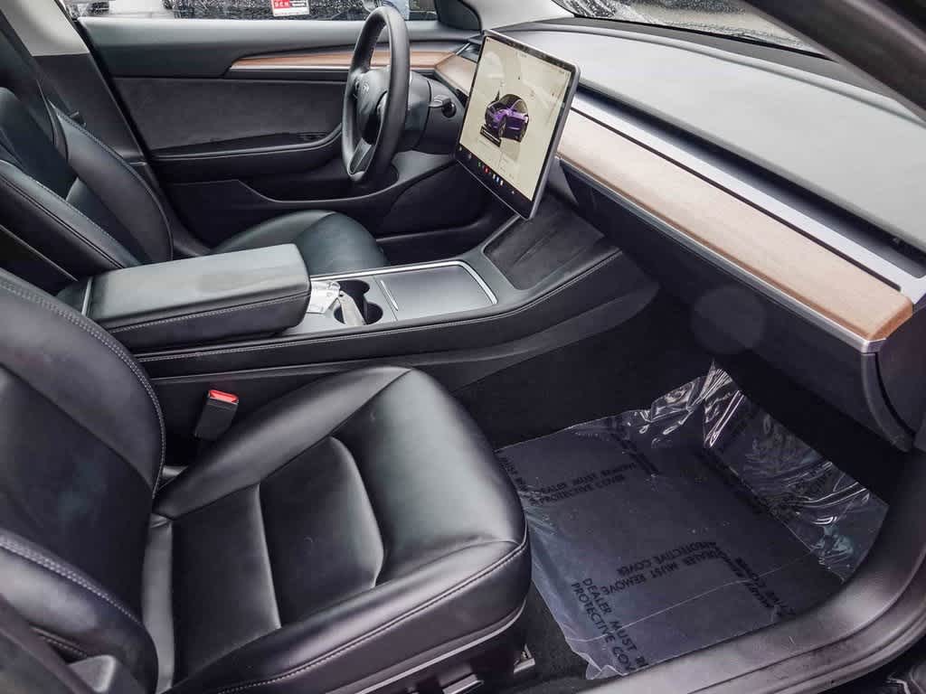 Thumbnail: 2022 Tesla Model 3 - 14