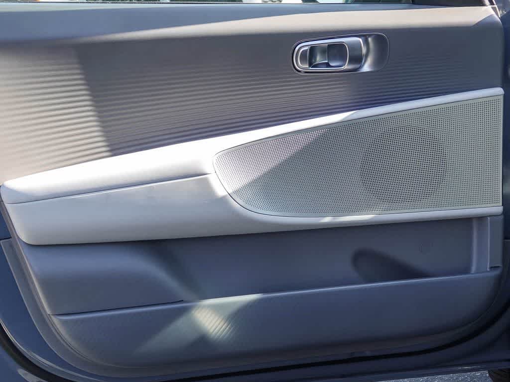 Thumbnail: 2024 Hyundai Ioniq 6 - 19