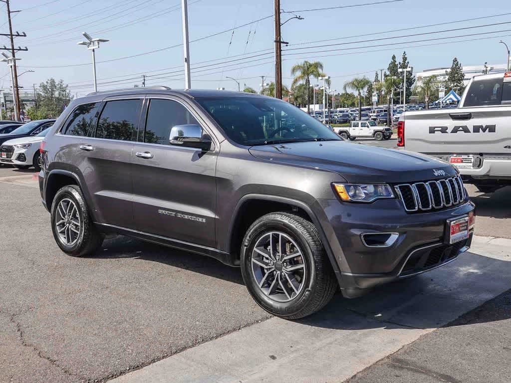 Thumbnail: 2020 Jeep Grand Cherokee - 3