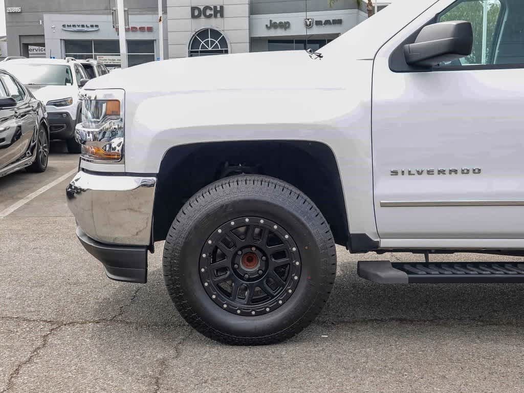 Thumbnail: 2016 Chevrolet Silverado 1500 - 9