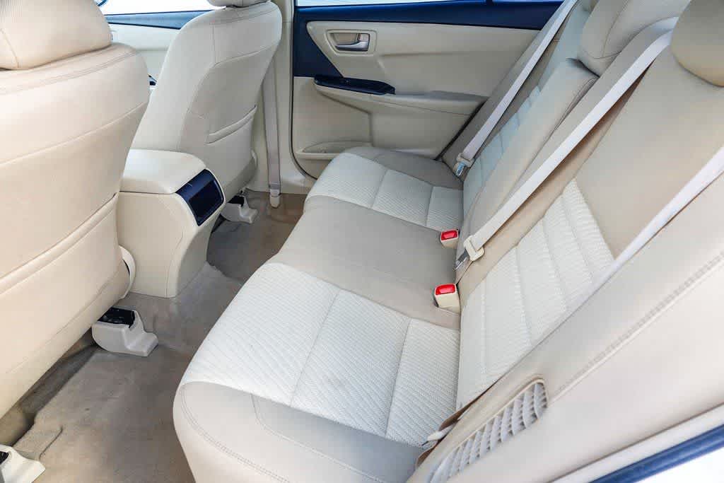 Thumbnail: 2017 Toyota Camry - 17