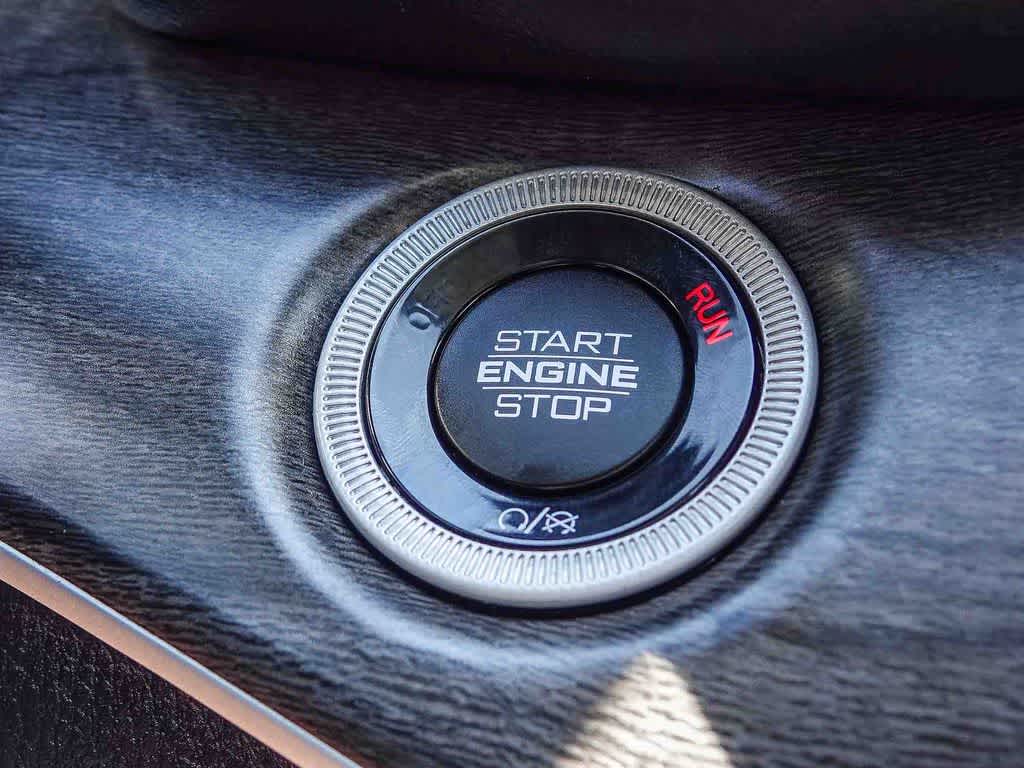 Thumbnail: 2023 Jeep Grand Cherokee - 23