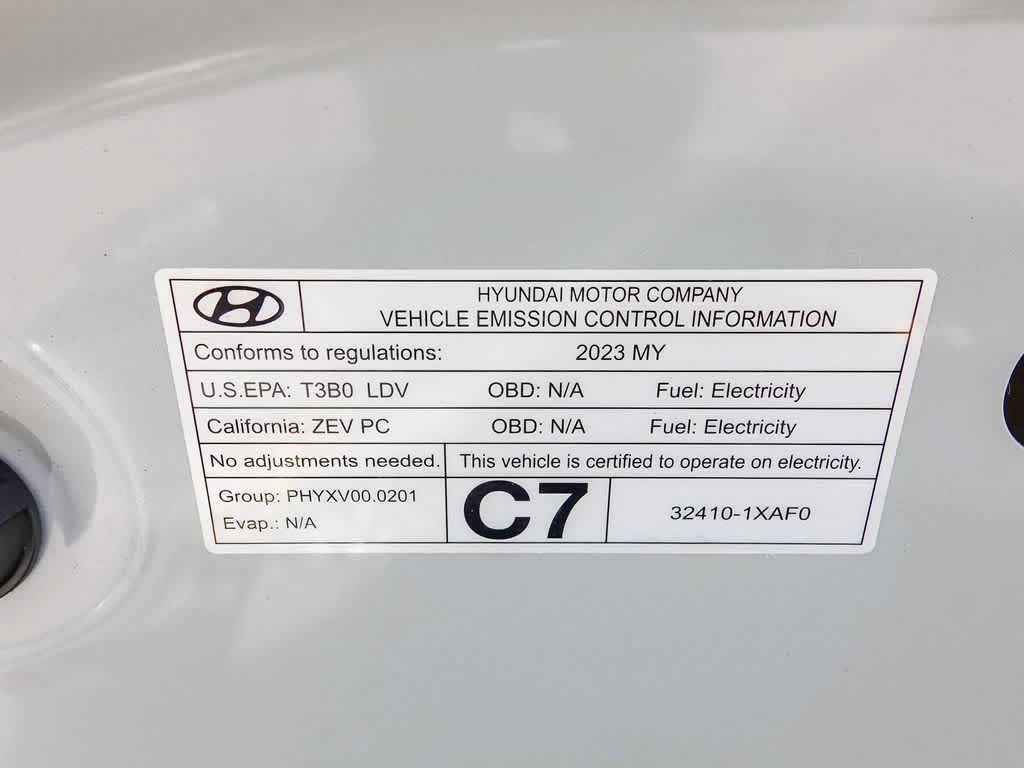 Thumbnail: 2023 Hyundai Ioniq 6 - 27