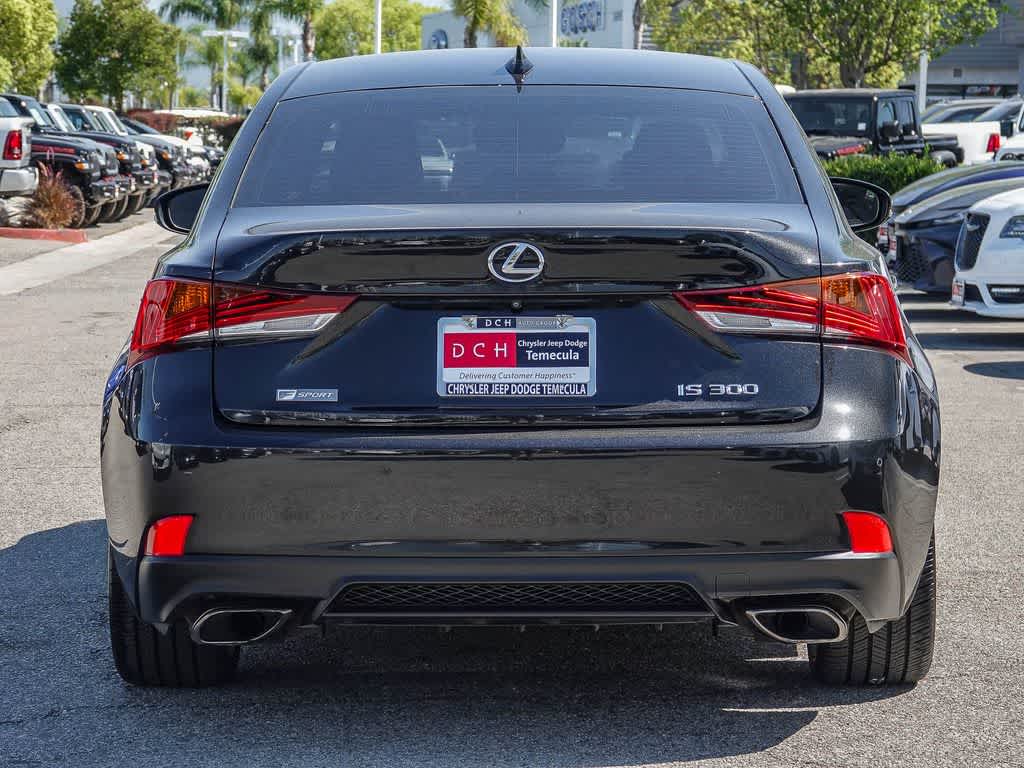 Thumbnail: 2020 Lexus IS - 5