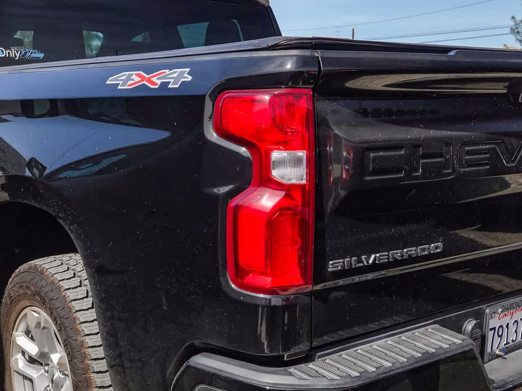 Thumbnail: 2023 Chevrolet Silverado 1500 - 17