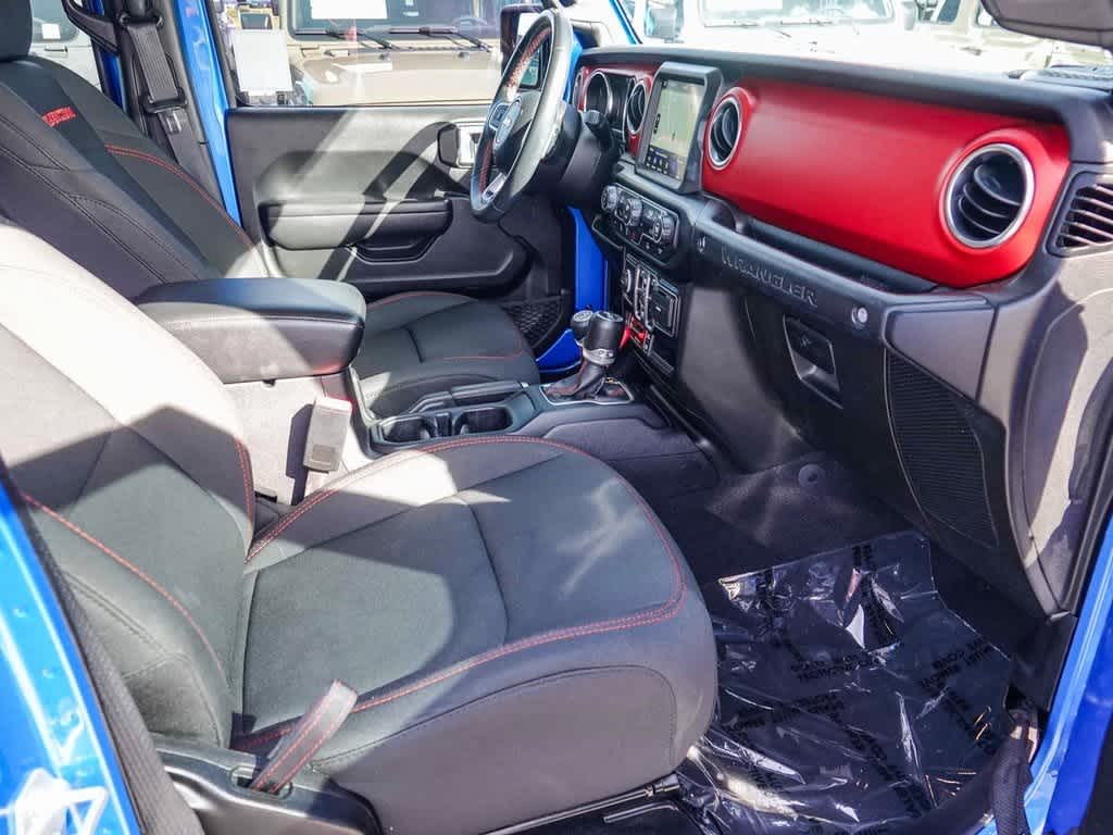 Thumbnail: 2021 Jeep Wrangler - 15