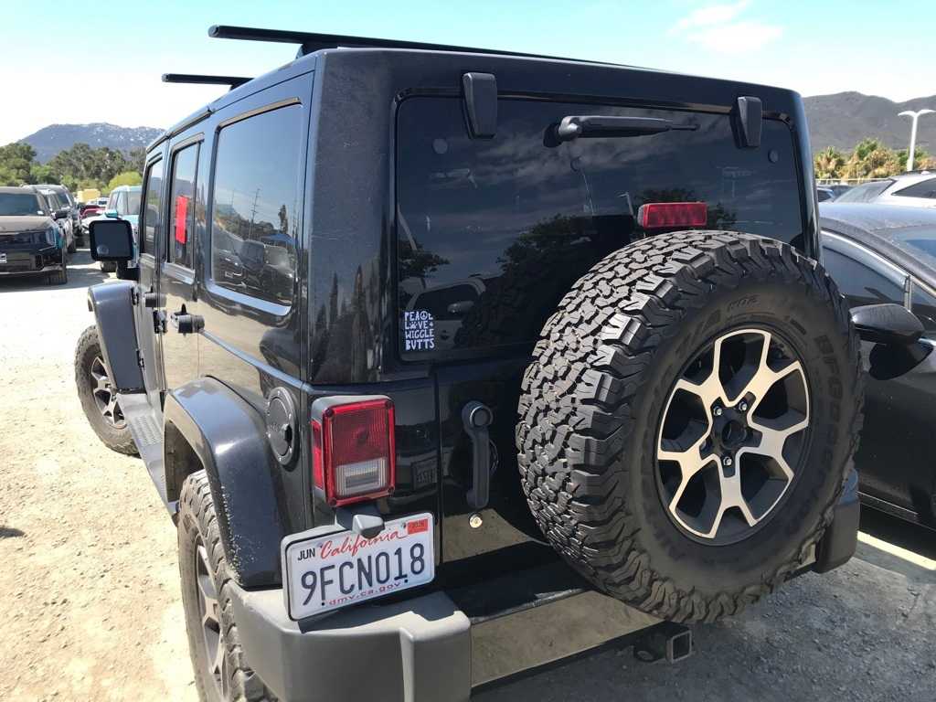 Thumbnail: 2016 Jeep Wrangler - 9