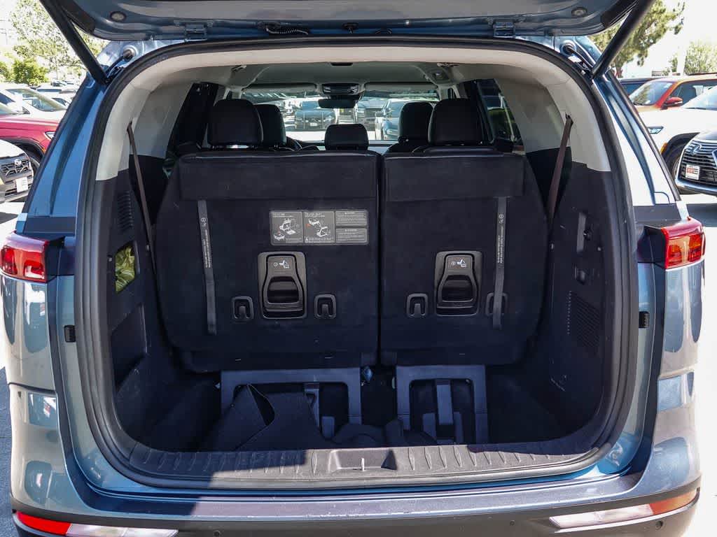 Thumbnail: 2022 Kia Carnival - 25