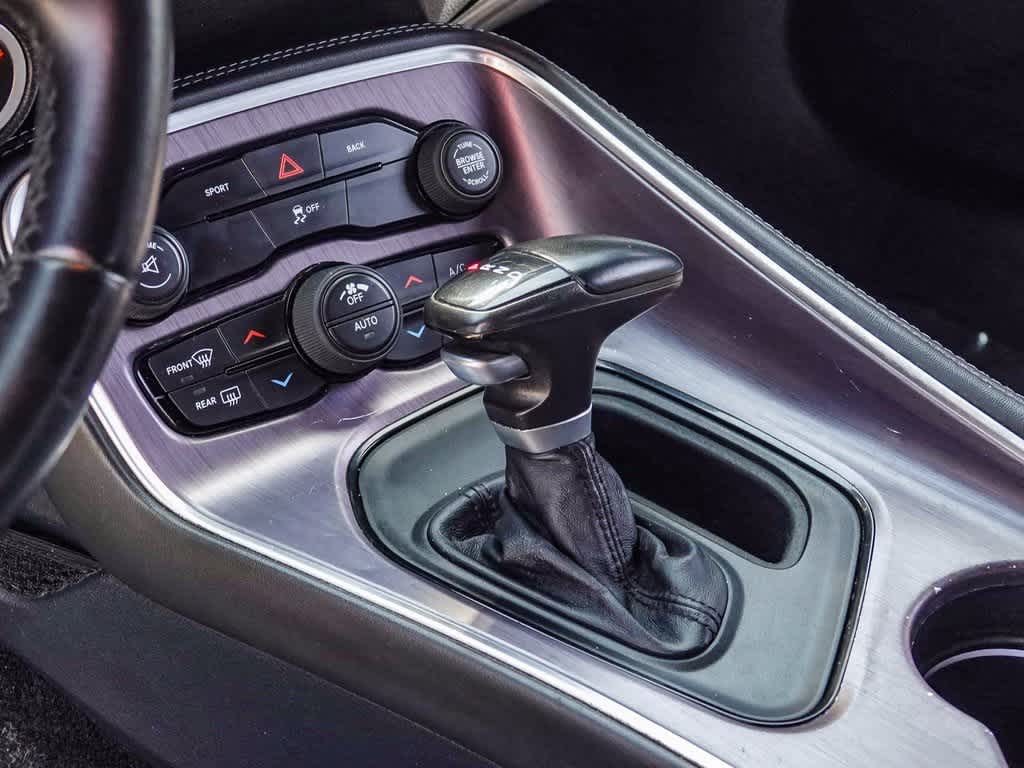 Thumbnail: 2016 Dodge Challenger - 18