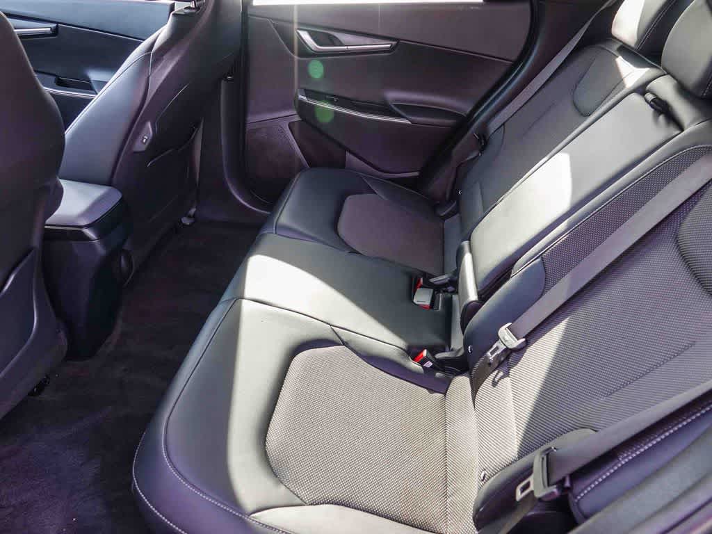 Thumbnail: 2024 Kia EV6 - 17