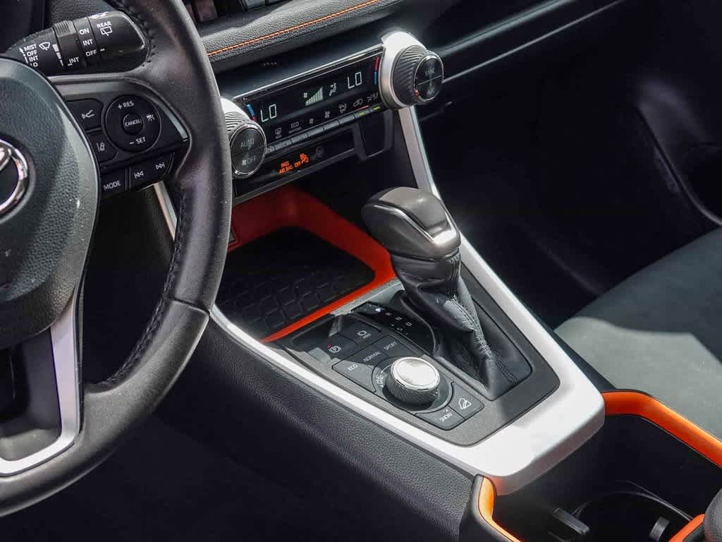 Thumbnail: 2023 Toyota RAV4 - 18