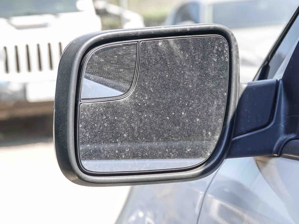 Thumbnail: 2017 Ford Explorer - 17