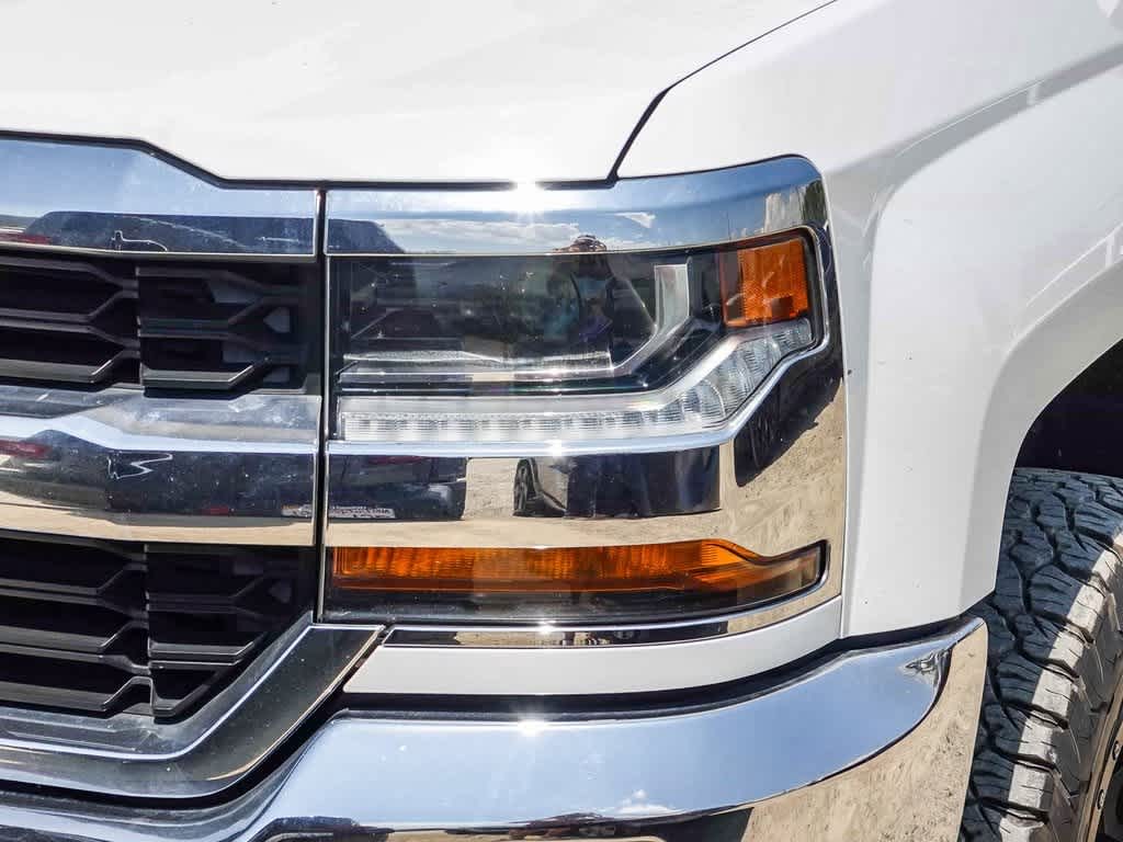Thumbnail: 2017 Chevrolet Silverado 1500 - 2