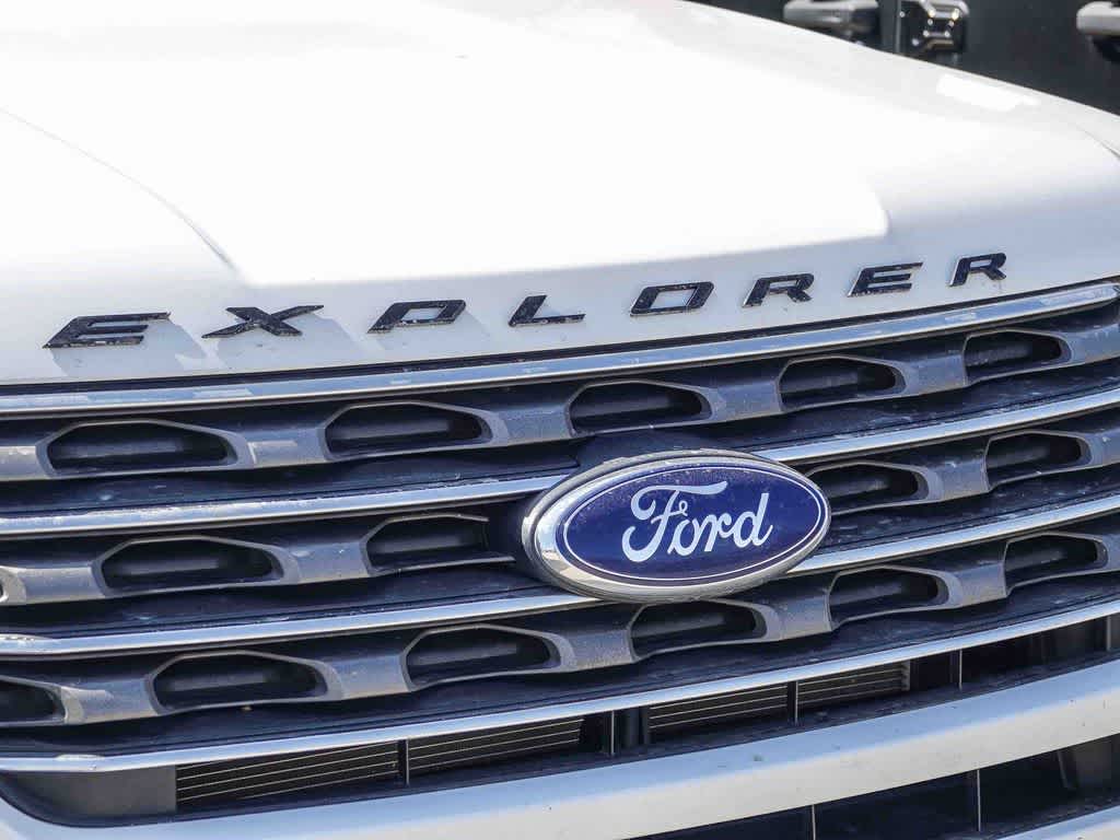 Thumbnail: 2017 Ford Explorer - 6