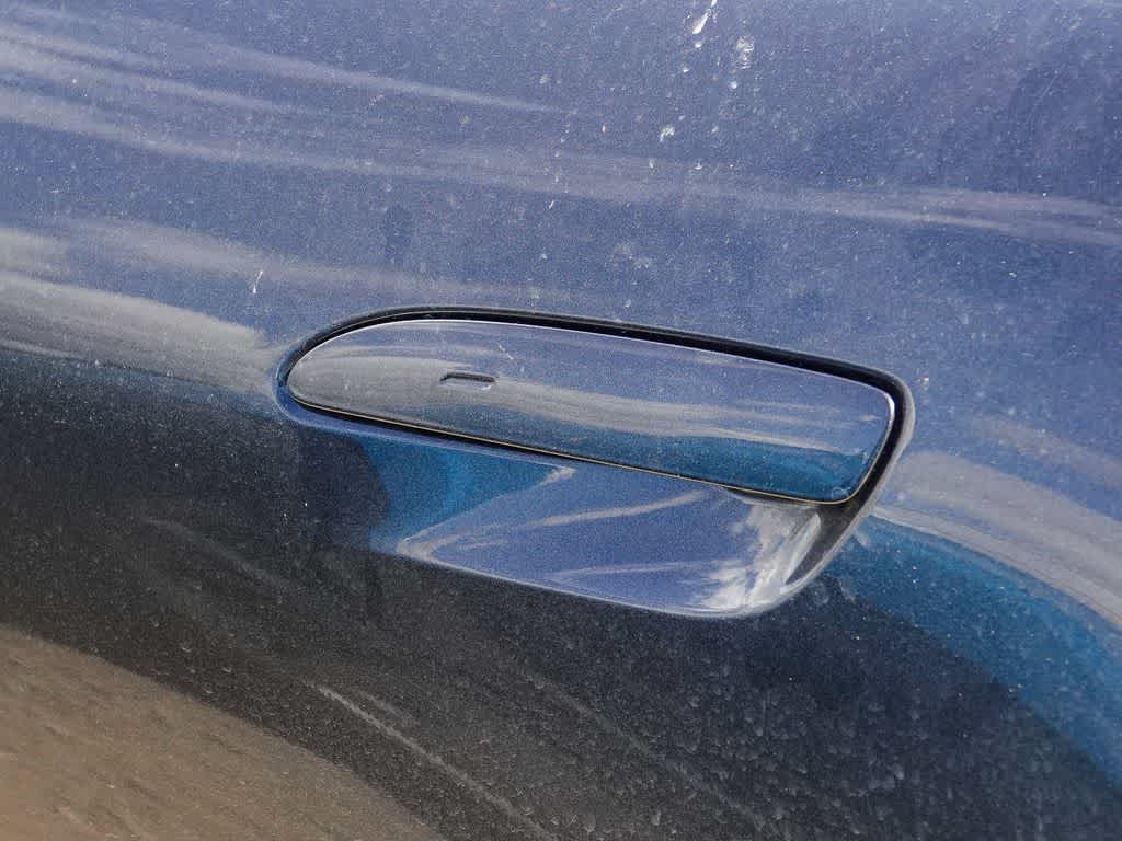 Thumbnail: 2020 Porsche Taycan - 18