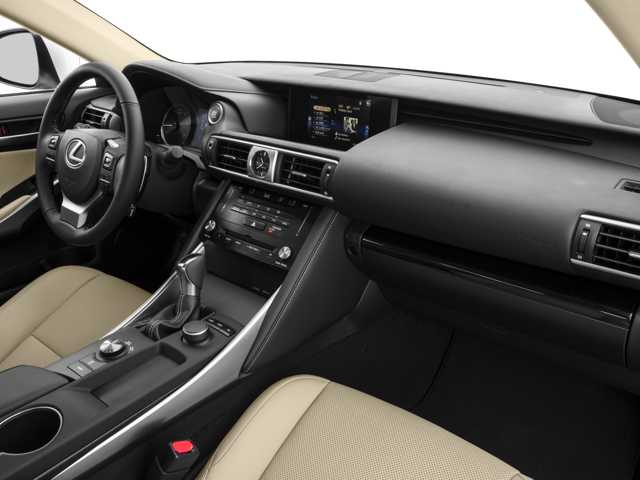 Thumbnail: 2017 Lexus IS - 11