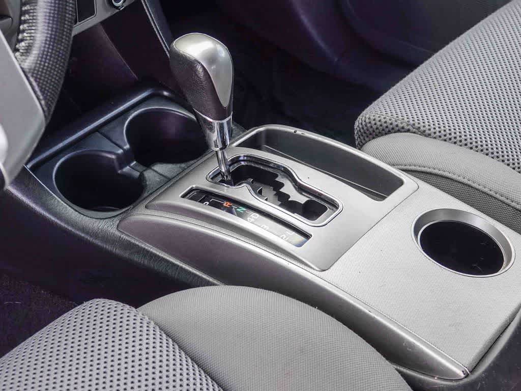 Thumbnail: 2013 Toyota Tacoma - 20