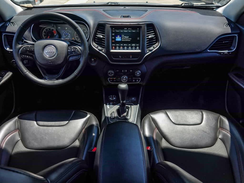 Thumbnail: 2021 Jeep Cherokee - 11
