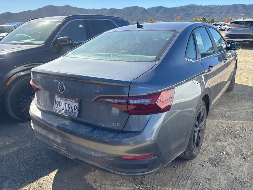 Thumbnail: 2024 Volkswagen Jetta - 5