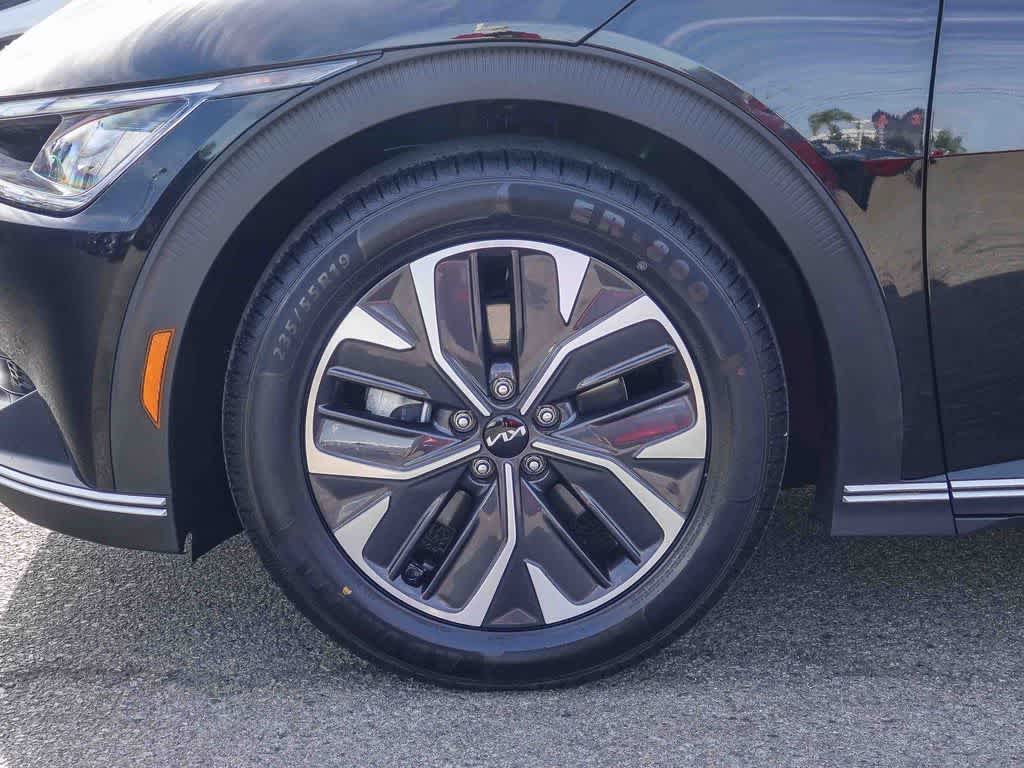 Thumbnail: 2024 Kia EV6 - 10