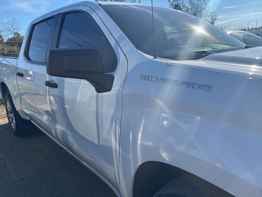 Thumbnail: 2021 Chevrolet Silverado 1500 - 4