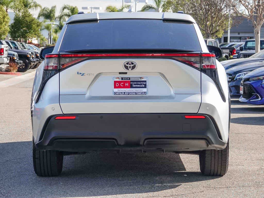 Thumbnail: 2023 Toyota bZ4X - 5