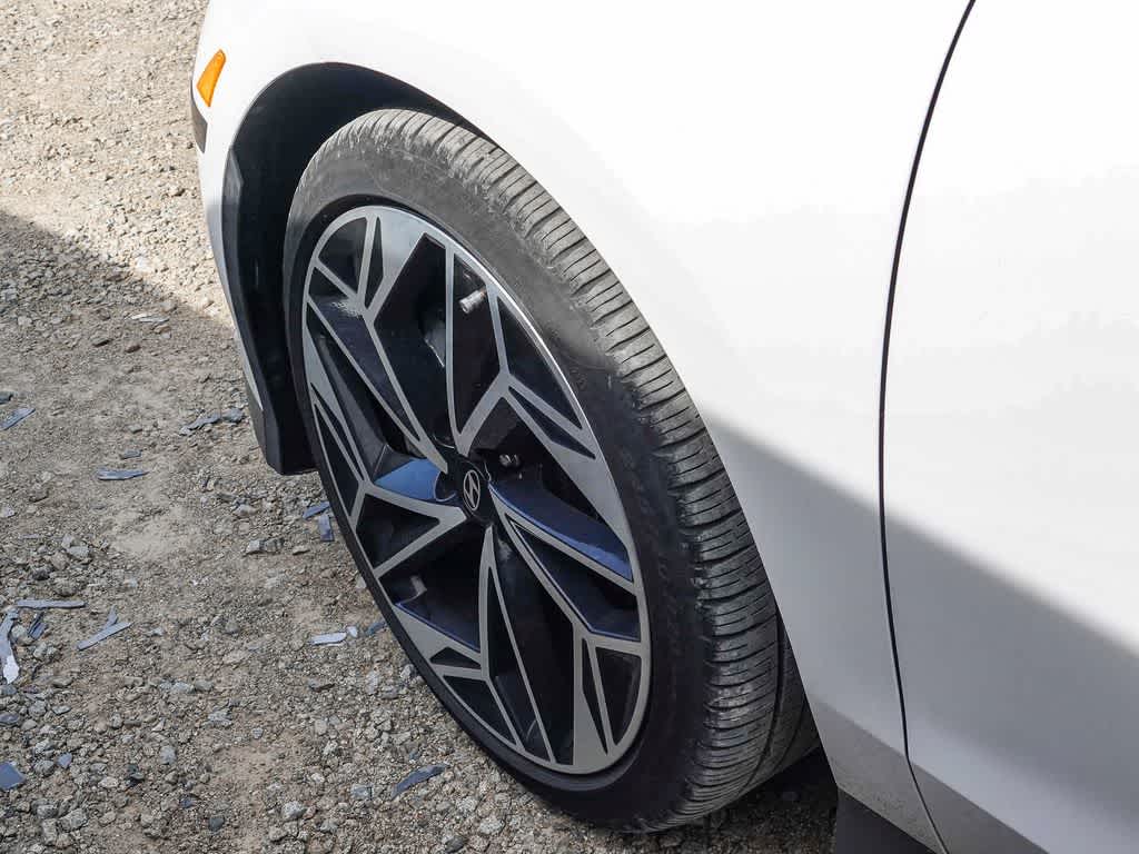 Thumbnail: 2024 Hyundai Ioniq 6 - 19