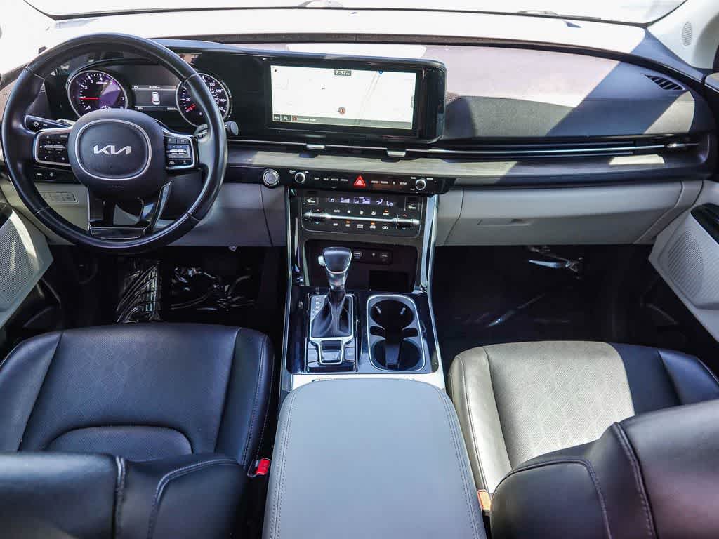 Thumbnail: 2022 Kia Carnival - 11