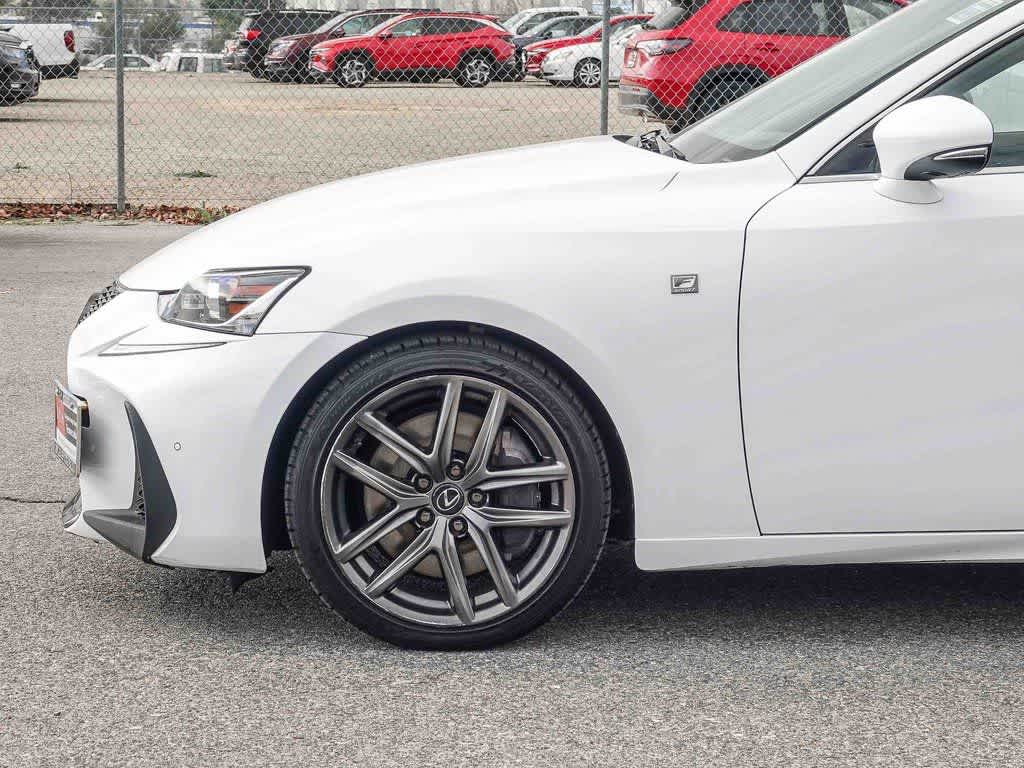 Thumbnail: 2019 Lexus IS - 9