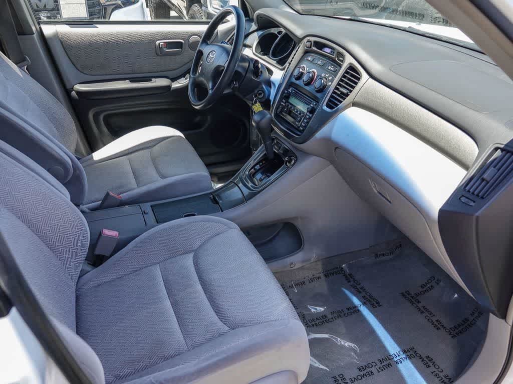 Thumbnail: 2003 Toyota Highlander - 15