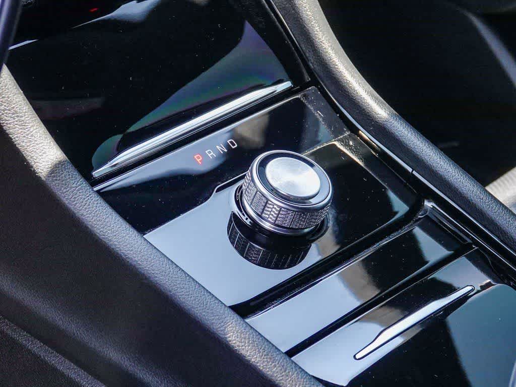 Thumbnail: 2022 Jeep Grand Cherokee - 17