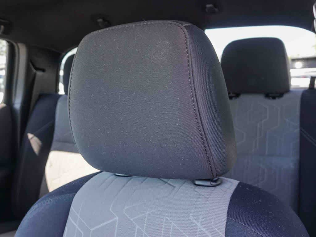 Thumbnail: 2022 Toyota Tacoma - 24