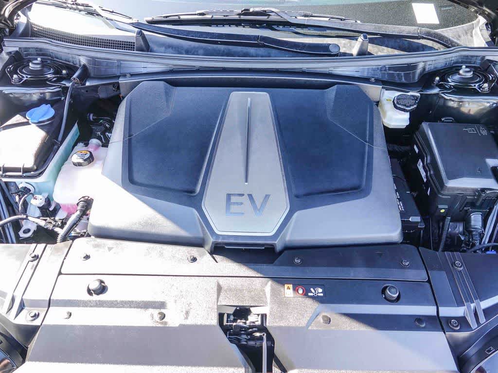 Thumbnail: 2023 Kia EV6 - 26