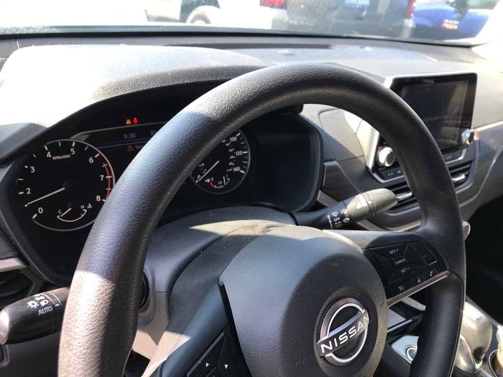 Thumbnail: 2024 Nissan Altima - 5
