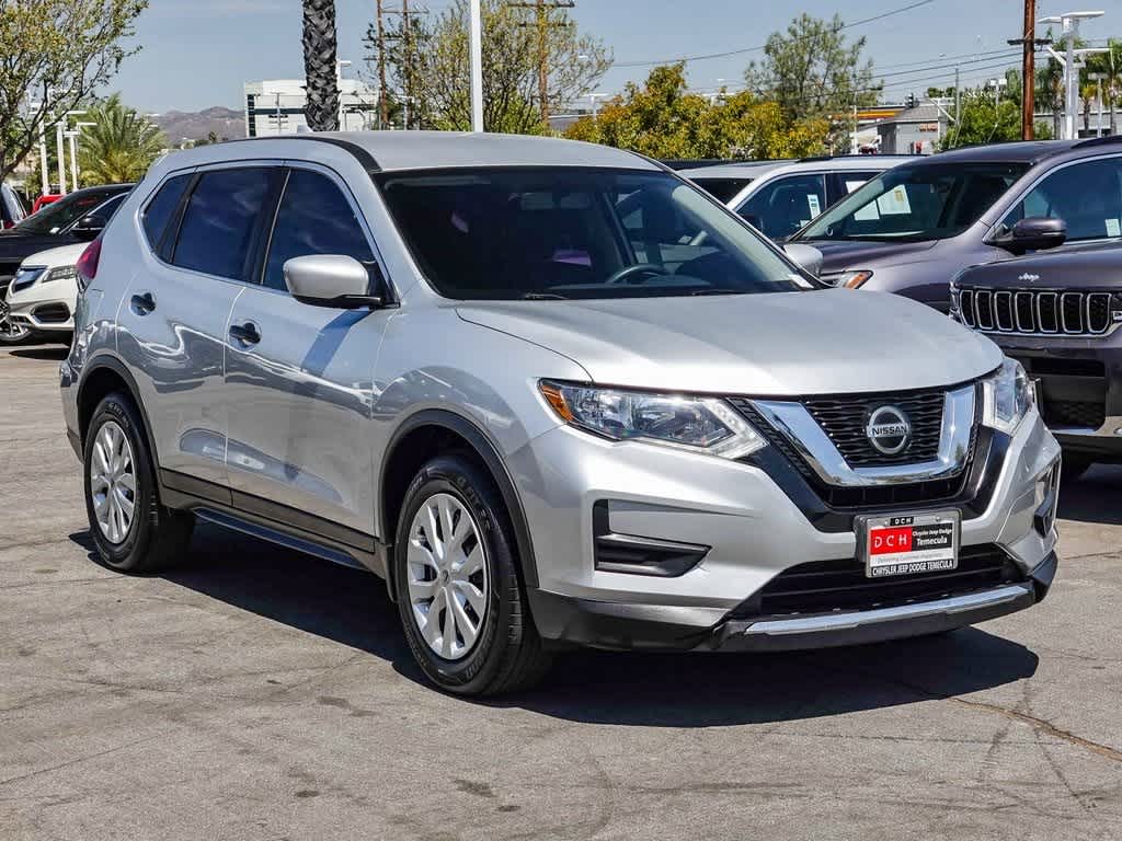 Thumbnail: 2018 Nissan Rogue - 3