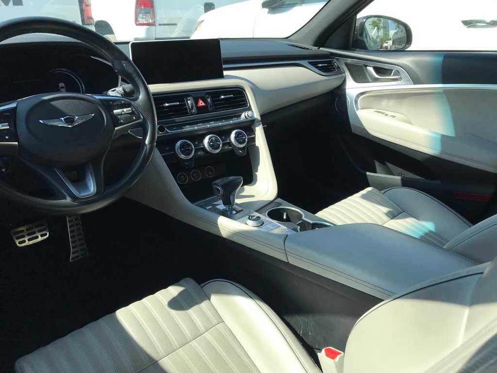 Thumbnail: 2023 Genesis G70 - 8