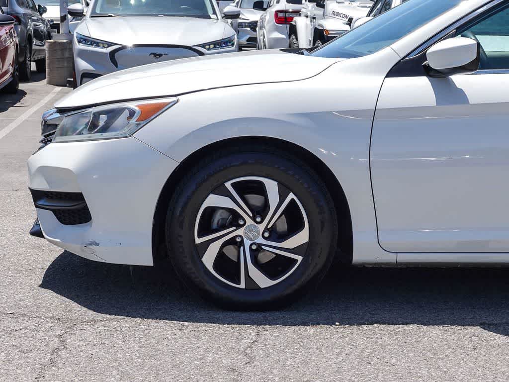 Thumbnail: 2016 Honda Accord - 9