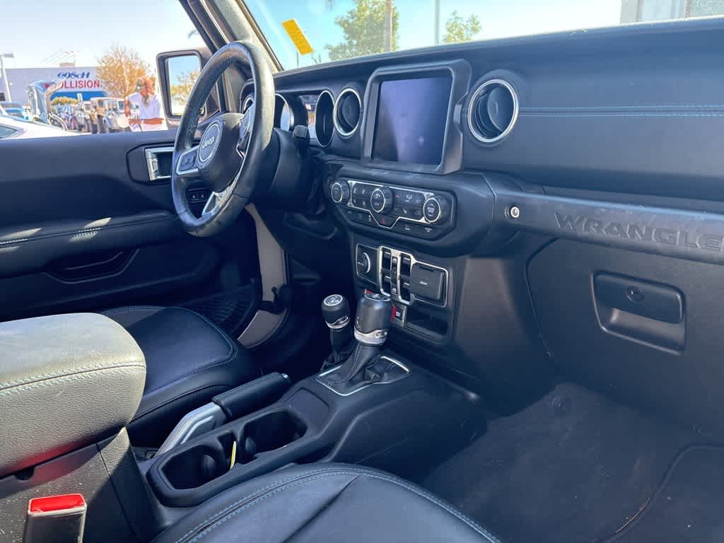 Thumbnail: 2022 Jeep Wrangler - 7