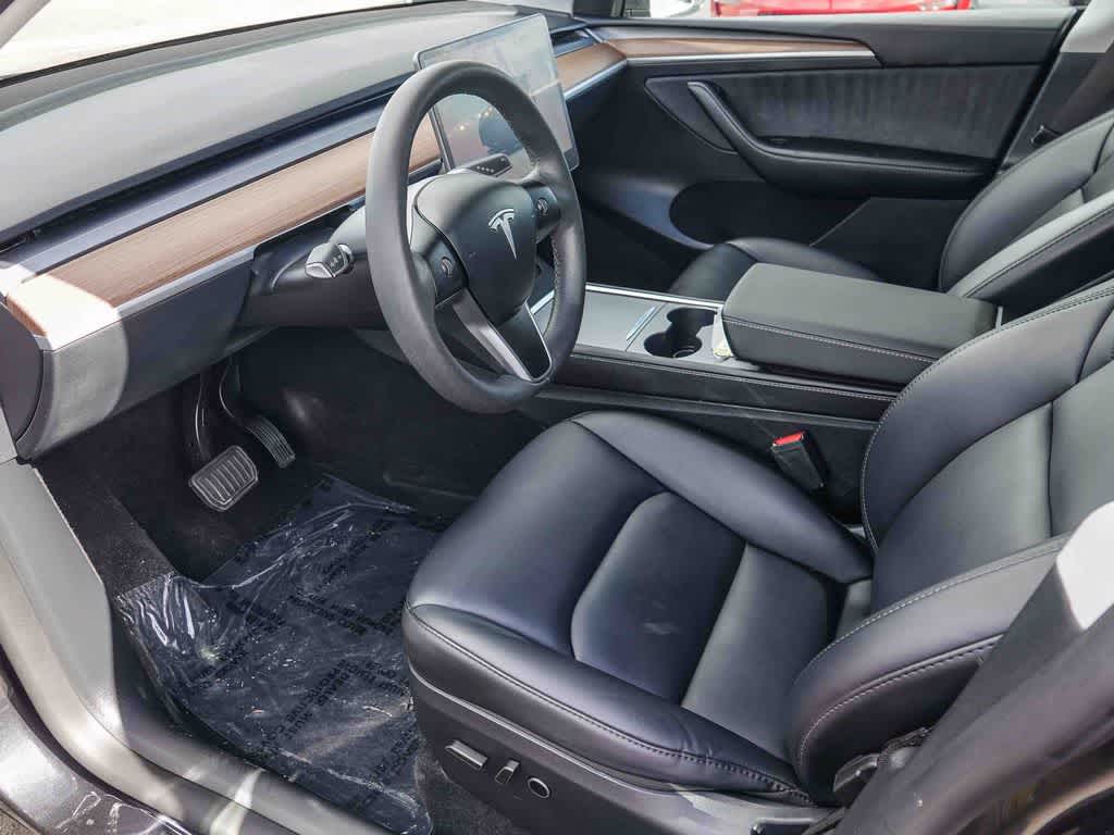 Thumbnail: 2024 Tesla Model Y - 15